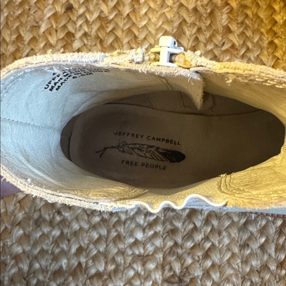 Free People x Jeffrey Campbell 6.5M Cream White Suede Leather Platform Boots - Picture 5 of 10